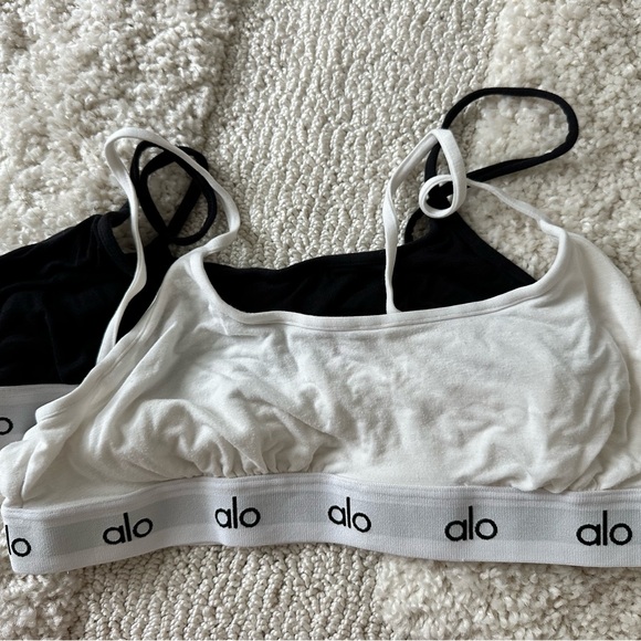 ALO Yoga Icon Cami Bra - Picture 4 of 6